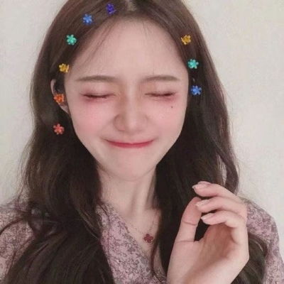 00后女生可爱头像萌萌哒真人我喜欢的人多了你算老大