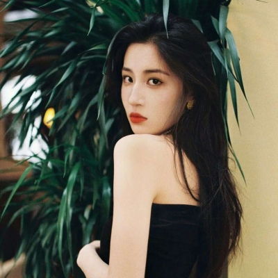 苏瓷唯美成熟女头精致个性成微信头像我要个性网