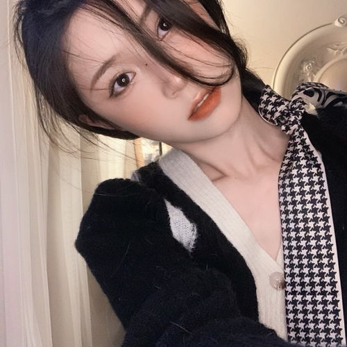 茶里茶气的女生头像