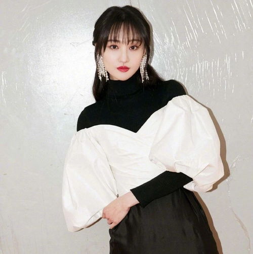 潮流范丨时装周女星拼得你死我活,而我的目光却在郑爽倪妮身上
