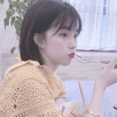 伤感女生头像也不是放不下就是不甘心