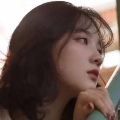 高冷女头侧脸真人2020好看较火的高冷长发气质女头