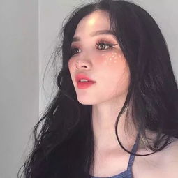 女生头像宁可孤独,也不违心390