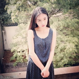 组图20岁西航女生私照走红长发飘飘惹人怜爱