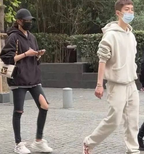 鹿晗卡点为关晓彤庆生,别样文案引猜疑,女方回应超浪漫