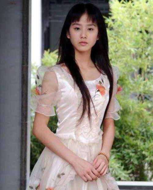 明星撞脸太尴尬刘诗诗躲了刘亦菲12年,吴谨言却巧妙化解