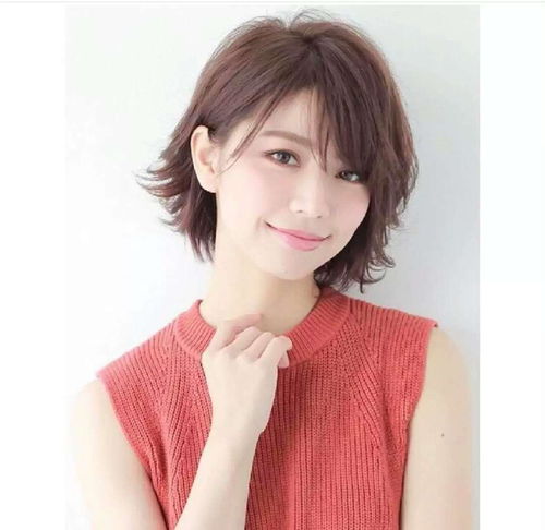 四十多岁职业女性适合烫什么样的发型有值得推荐的发型吗