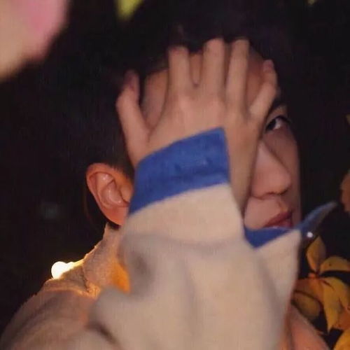 男生微信头像简约成熟