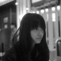 qq非主流黑白女生头像把心放开一点