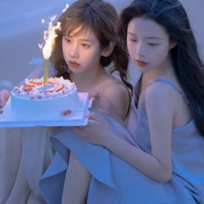 女人有这五种表现,说明已经爱你入骨了