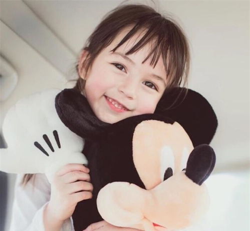因女儿太漂亮,宝爸怀疑不是亲生,3次鉴定结果让全家难以接受
