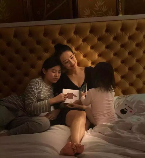 汪峰获家人甜蜜探班,一家四口其乐融融,他还秀了老婆的告白短信