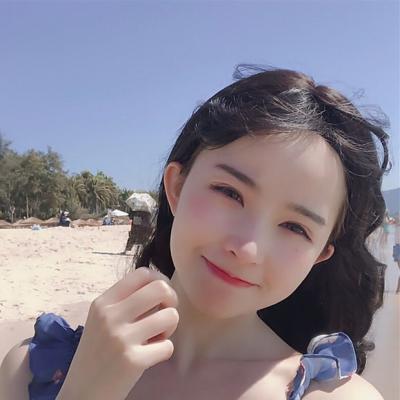 文艺小清新女生头像2019精选这个年纪太尴尬有野心没能力