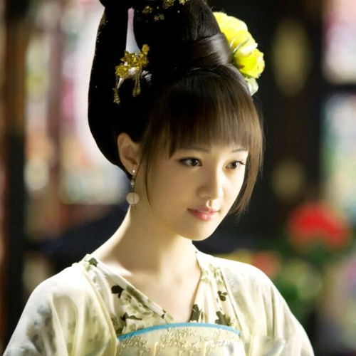 12大黄衣美女,刘诗诗郑爽赵丽颖唐嫣李若彤杨蓉,谁仙气飘飘