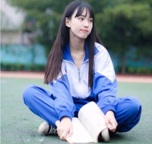 初中班主任很讨厌这几种女生,与学习成绩无关,老师看到就头疼