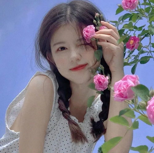 最吸引人女人的头像夏莫