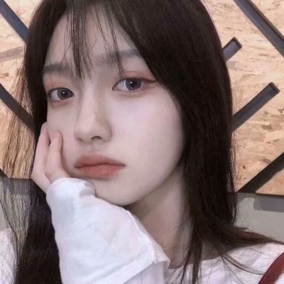 怼脸女生头像