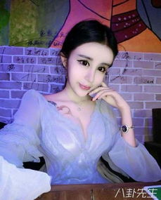 比刘梓晨更蛇精的网红诞生了,如此脑残竟还有追捧