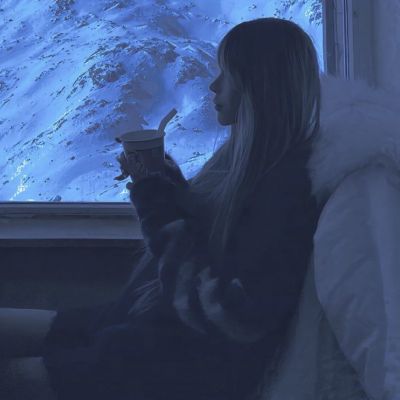 伤感emo头像女真人可截图emo