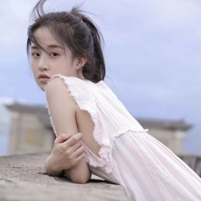 清纯干净女生露脸头像,清纯美女露脸头像图片大全