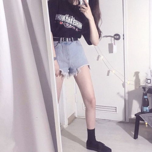 女生洒脱性感微信头像,女性狂野放荡不羁头像