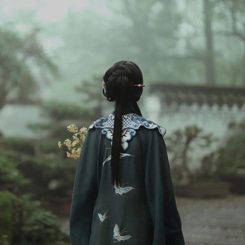 唯美古风女生头像细葛含风软香罗叠雪轻