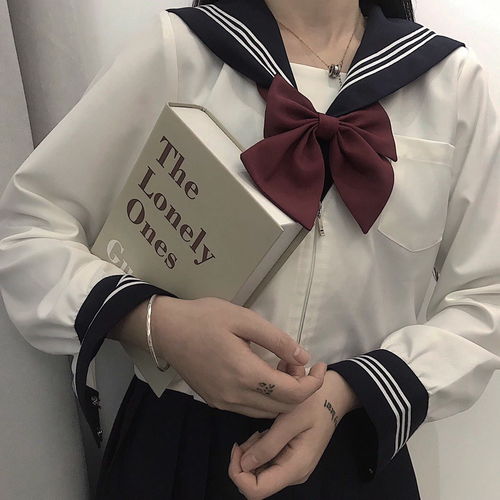 漂亮女头不露脸都会超心动