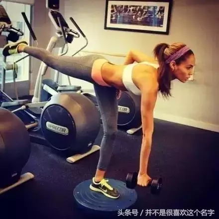 想减肥,但是他们都建议我增肌,肚子上还有赘肉的我该如何选择
