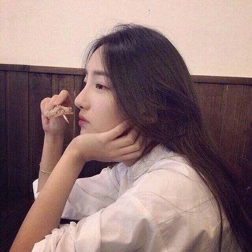 方恰拉整容整崩了整容不能过度啊