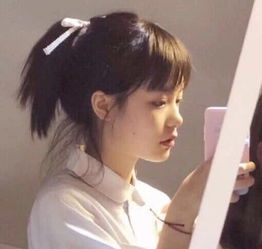 小仙女头像加网易云热评爱从来不是救赎而是一次又一次的灾难