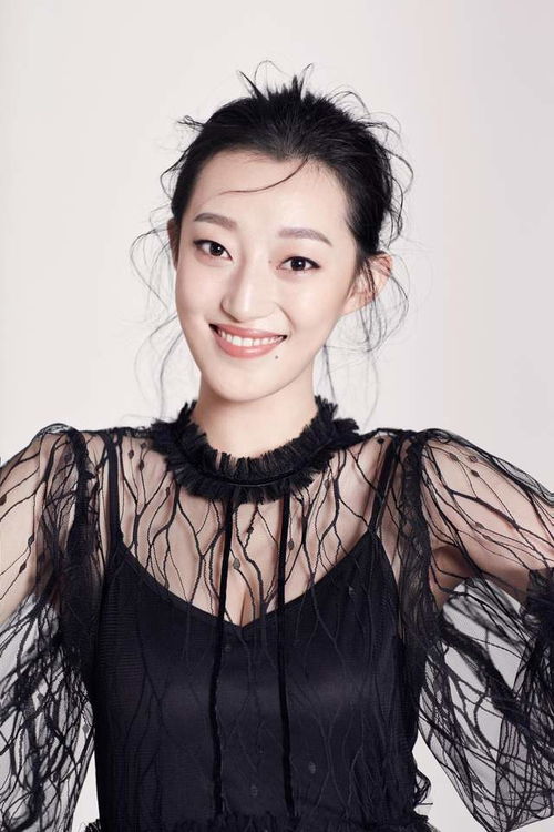 气质美女钱艺凡外表高冷范,内心傻白甜