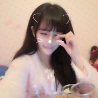 绿色长发女生真实点图片微信头像图片大全