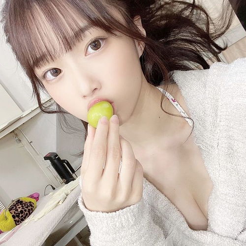 日本美女岸福利图赏饱满雪峰惹人无限遐想