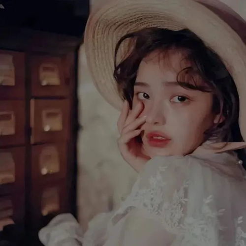 女生头像丨在我身边陪我长大吧