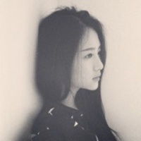高冷黑白女生侧脸头像微信头像图片大全