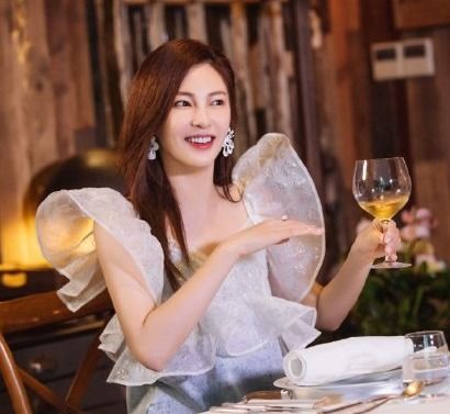 张雨绮被朱正延嘲讽生过孩子的女人不香,吴宣仪回应让人大赞