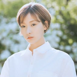 安静清纯女子