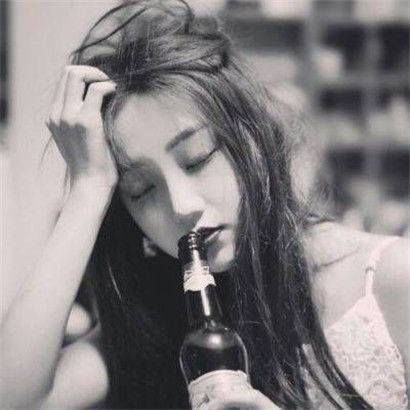 2020颓废黑白伤感孤独的高清女头像图片大全