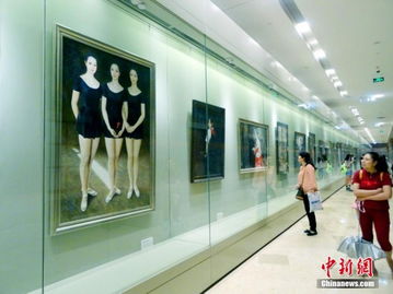 朝鲜美女油画亮相南京吸引眼球