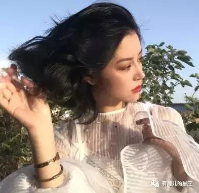 孤独黑暗头像女生真人伤感快手