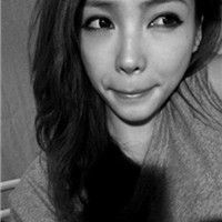 超拽黑白女生头像人是会变的