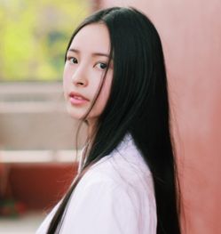 不烫发的短发