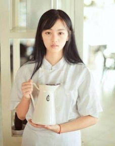 最美校服女生pk武大女神制服诱惑清纯可人