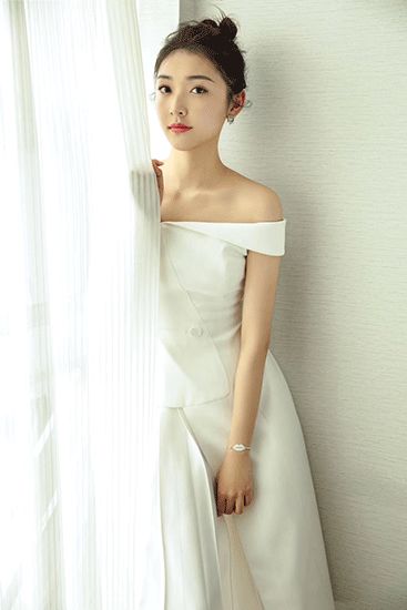刺客女友陈昊蓝国风舞台传递古风之美