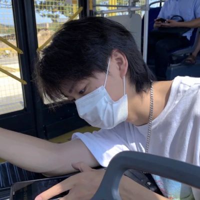 清新自然真人男头,头像男生清纯自然