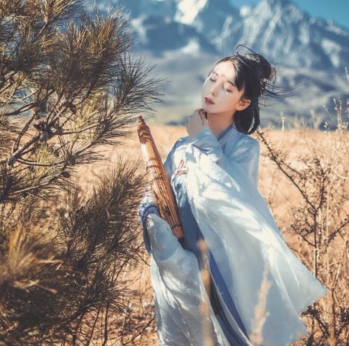 不喜欢主动惹事,凡事只想自己去奋斗的星座女生