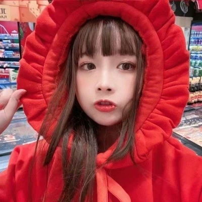 高颜值女生闺蜜头像一人一张气质美女qq头像大全