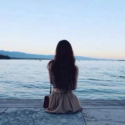 纯真少女微信背影头像总会有人为你破雾而来