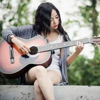 吉他少女唯美头像图片女生