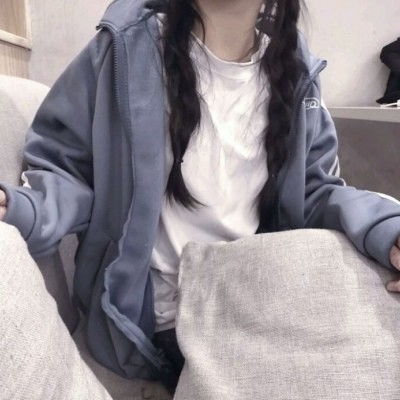 部位女生头像,原谅我留住你的人却没留住你的心